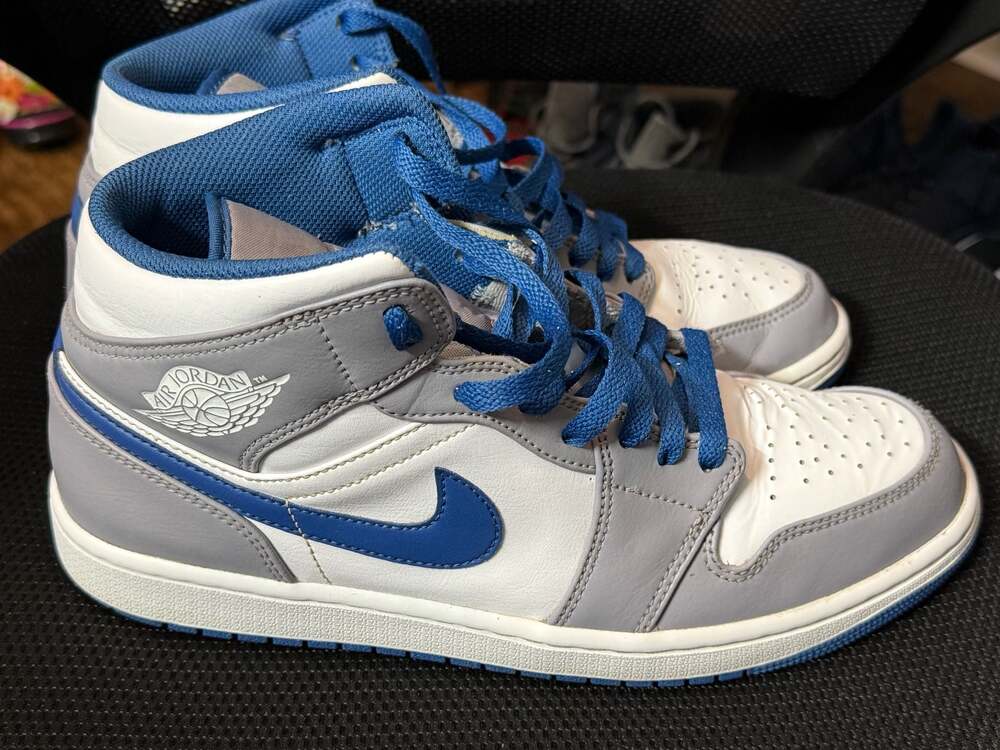Air Jordan 1 Mid 'True Blue' Size 10